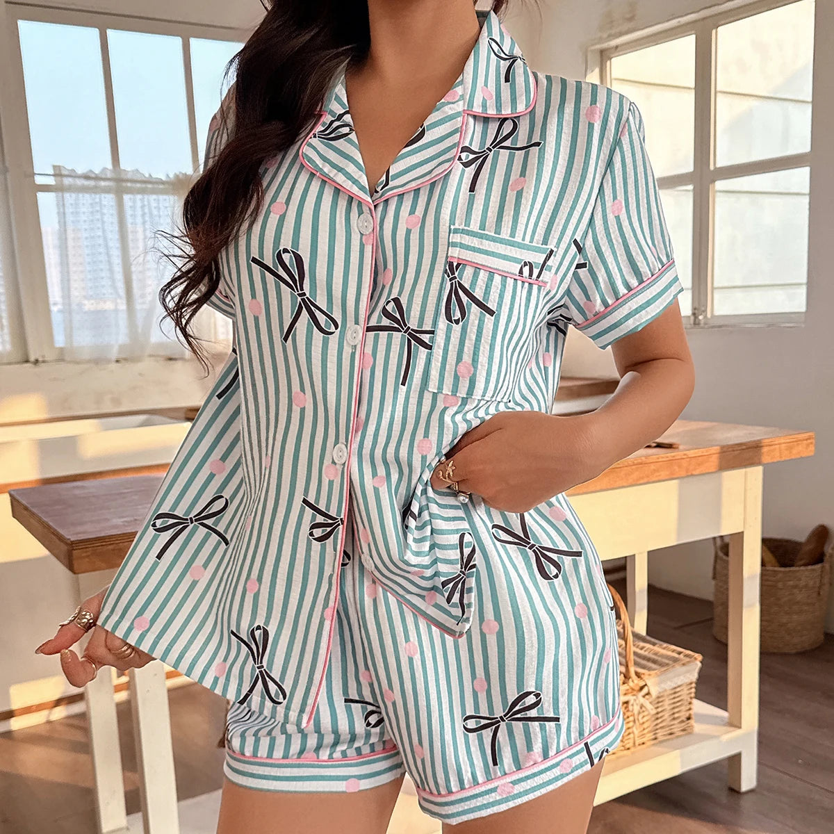 Women’s Two-Piece Heart-Patterned Pajama Set – Short-Sleeve Top & Bow-Knot Shorts
