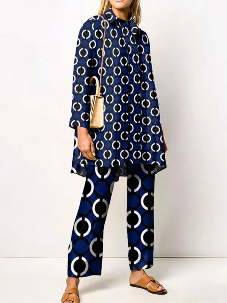 Elegant vintage two-piece set for women – Stylish blouse and trousers