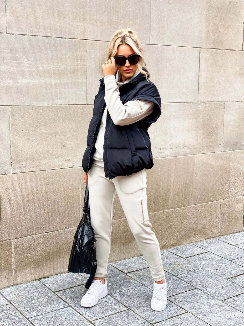 Oversized Puffer Vest - Warm and Easy