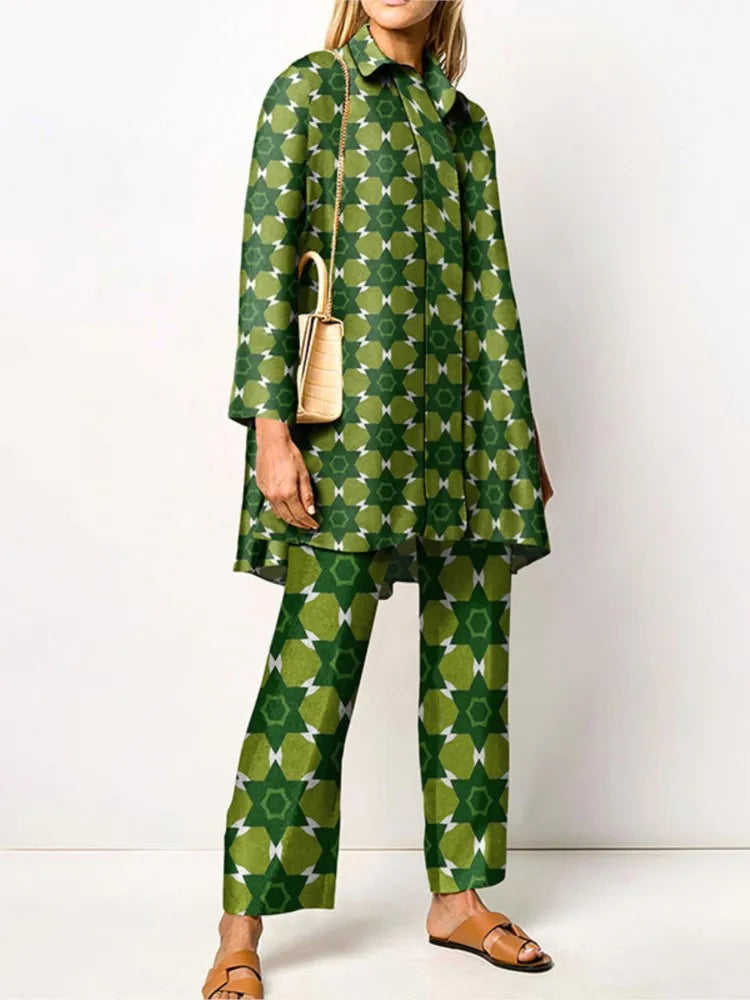 Elegant vintage two-piece set for women – Stylish blouse and trousers