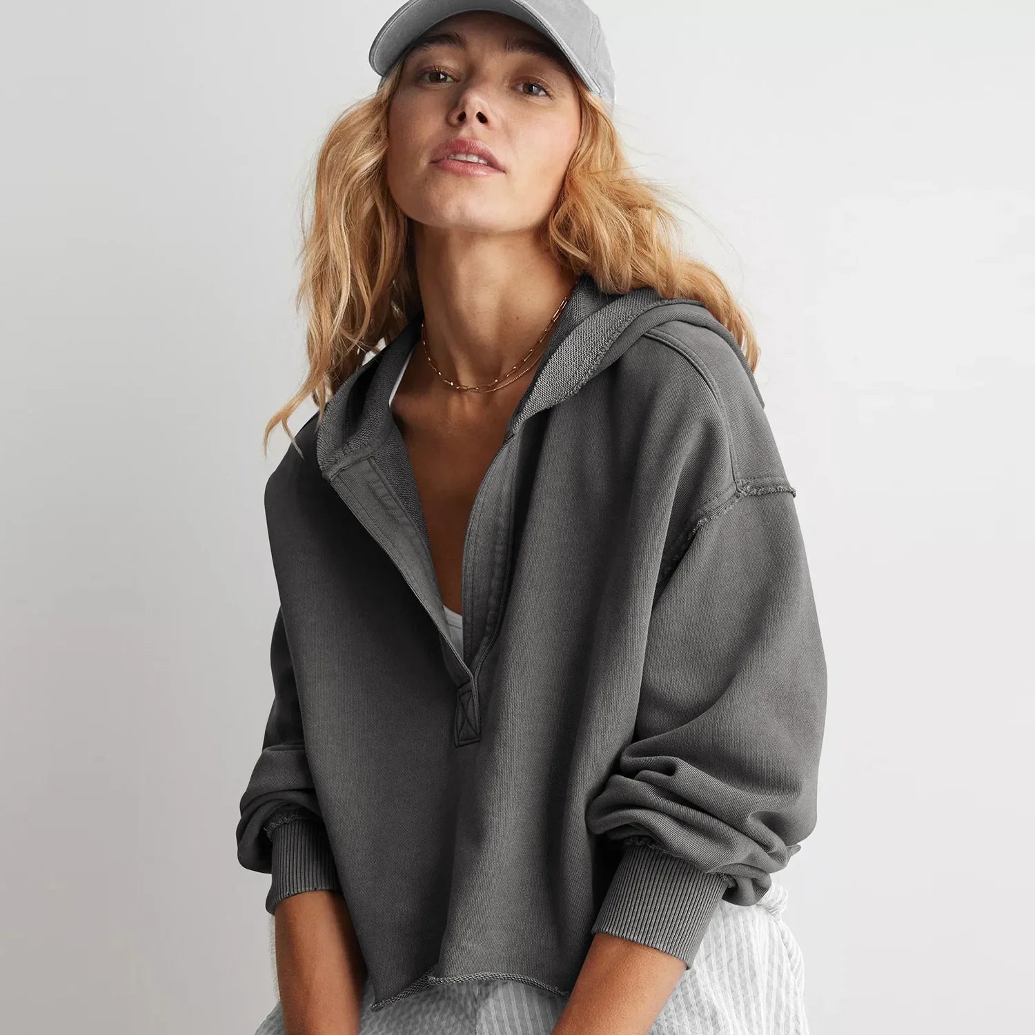 Women’s Stylish Comfort V-Neck Hoodie – Long-Sleeved Loose-Fit Crop Sweater
