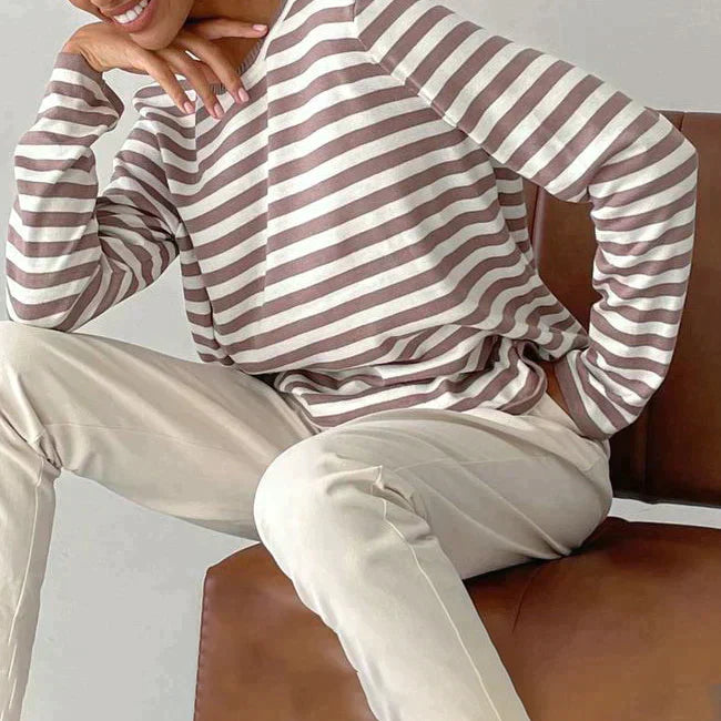 Women's Elegant Long-Sleeve Blouse - Refined Everyday Style