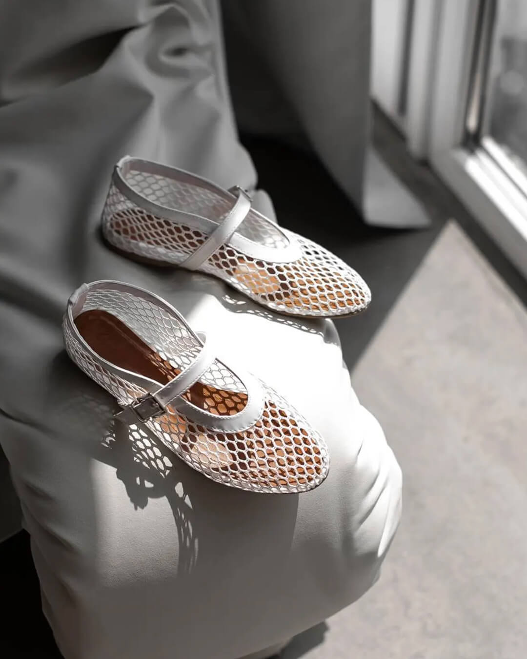 Women's Mesh Ballet Flats – Breathable Slip-On Shoes with Leather Details