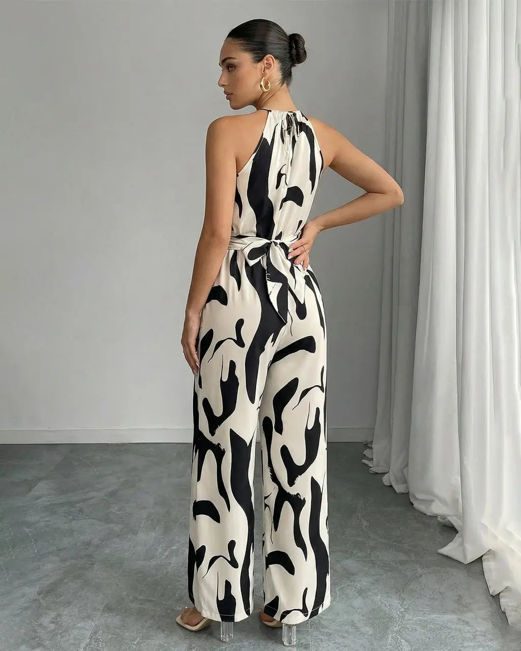 Women's Halter Neck Abstract Print Wide Leg Jumpsuit - Easy Dressy One Piece