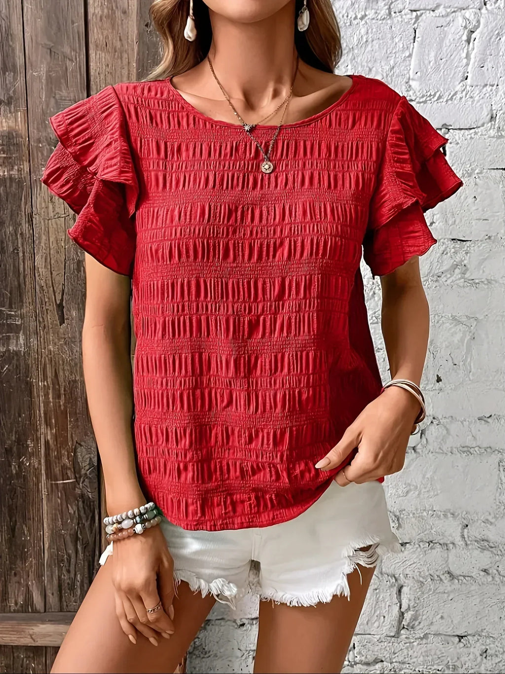 Women's Lightweight Ruffle Blouse – Breathable Elegant Everyday Top