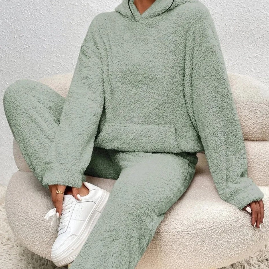 Women’s Cozy Hooded Lounge Set – Soft Pullover & Relaxed Joggers