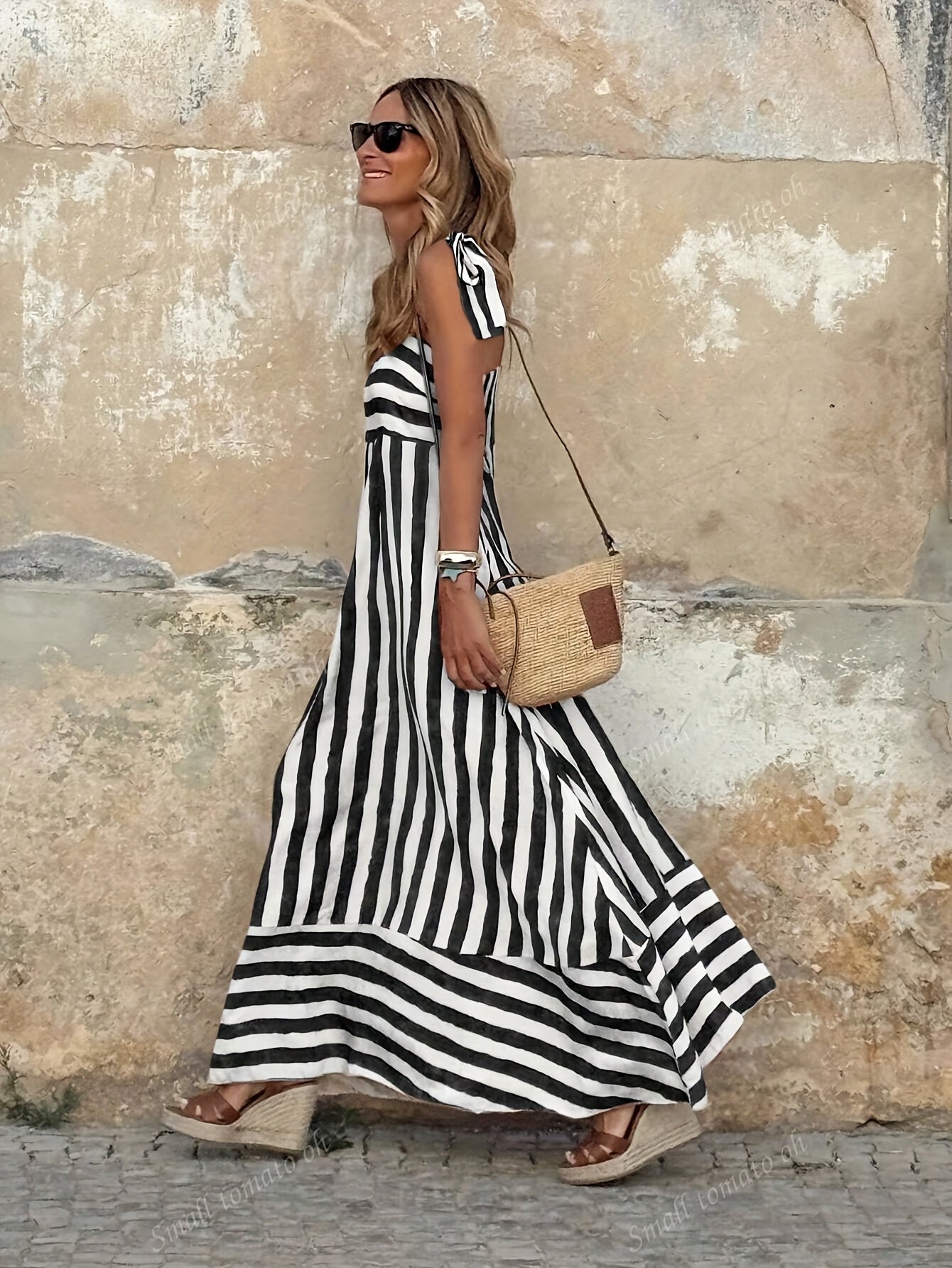 Women's Striped Maxi Dress - Tie Strap Full Skirt Summer Style