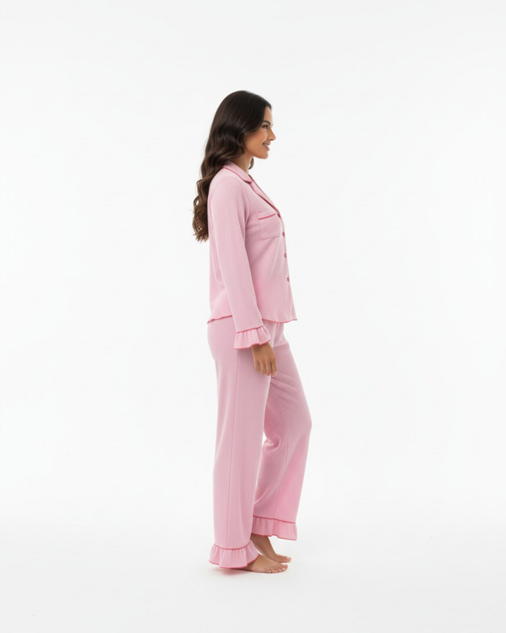 Roze pyjamaset met lange mouwen voor dames - Bestaande uit een lange broek en een comfortabele top met lange mouwen.