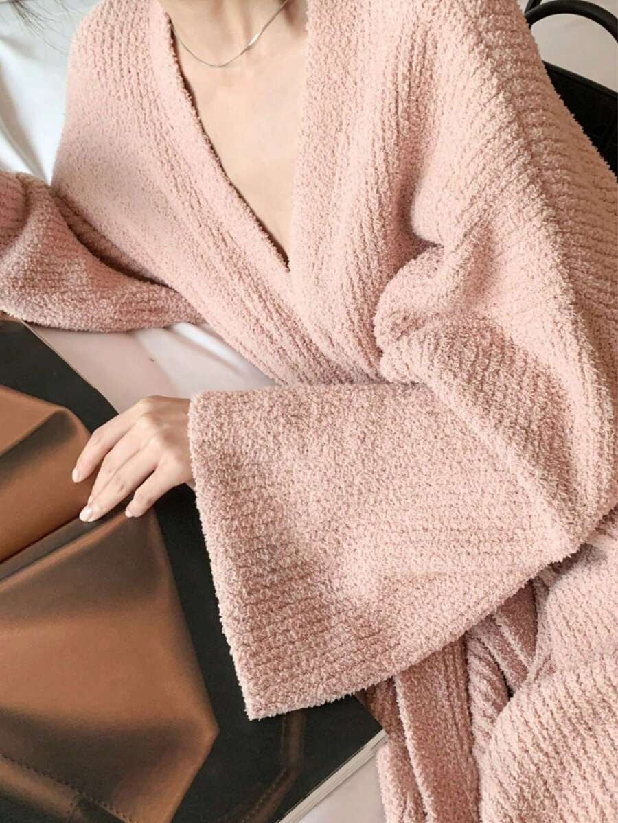 Women's Plush Bathrobe - Cozy Soft Lounge Robe
