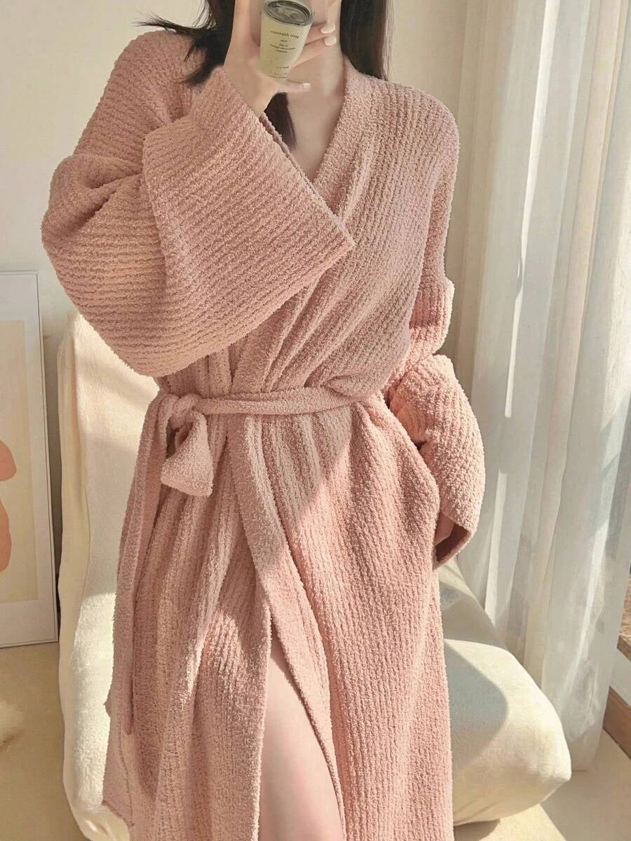 Women's Plush Bathrobe - Cozy Soft Lounge Robe
