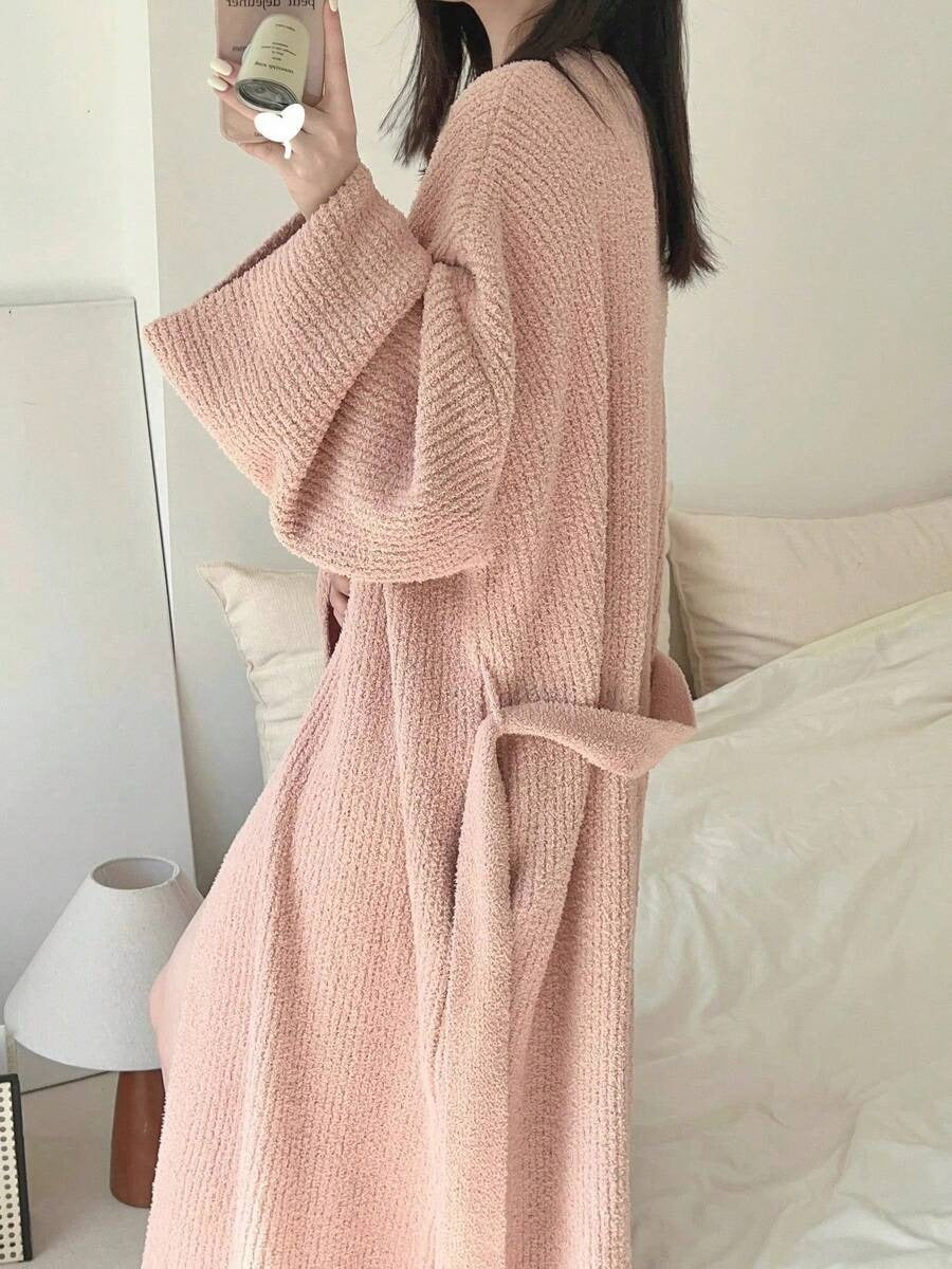 Women's Plush Bathrobe - Cozy Soft Lounge Robe