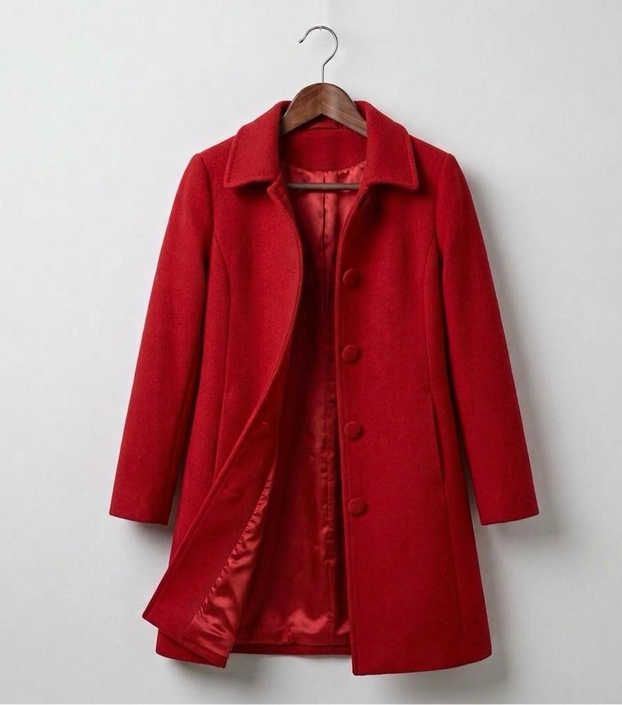 Signature Coat - Elegant and Timeless