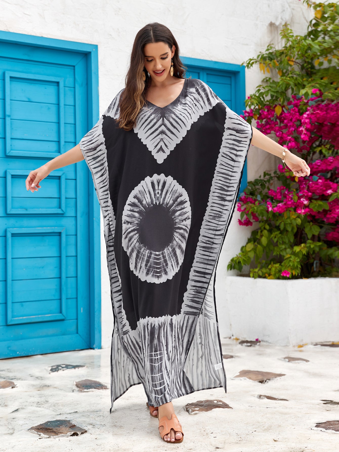 Women's Printed V-Neck Maxi Holiday Dress - Relaxed One Size Daywear
