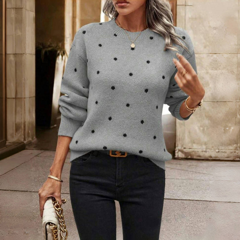 Knitted sweater with dots