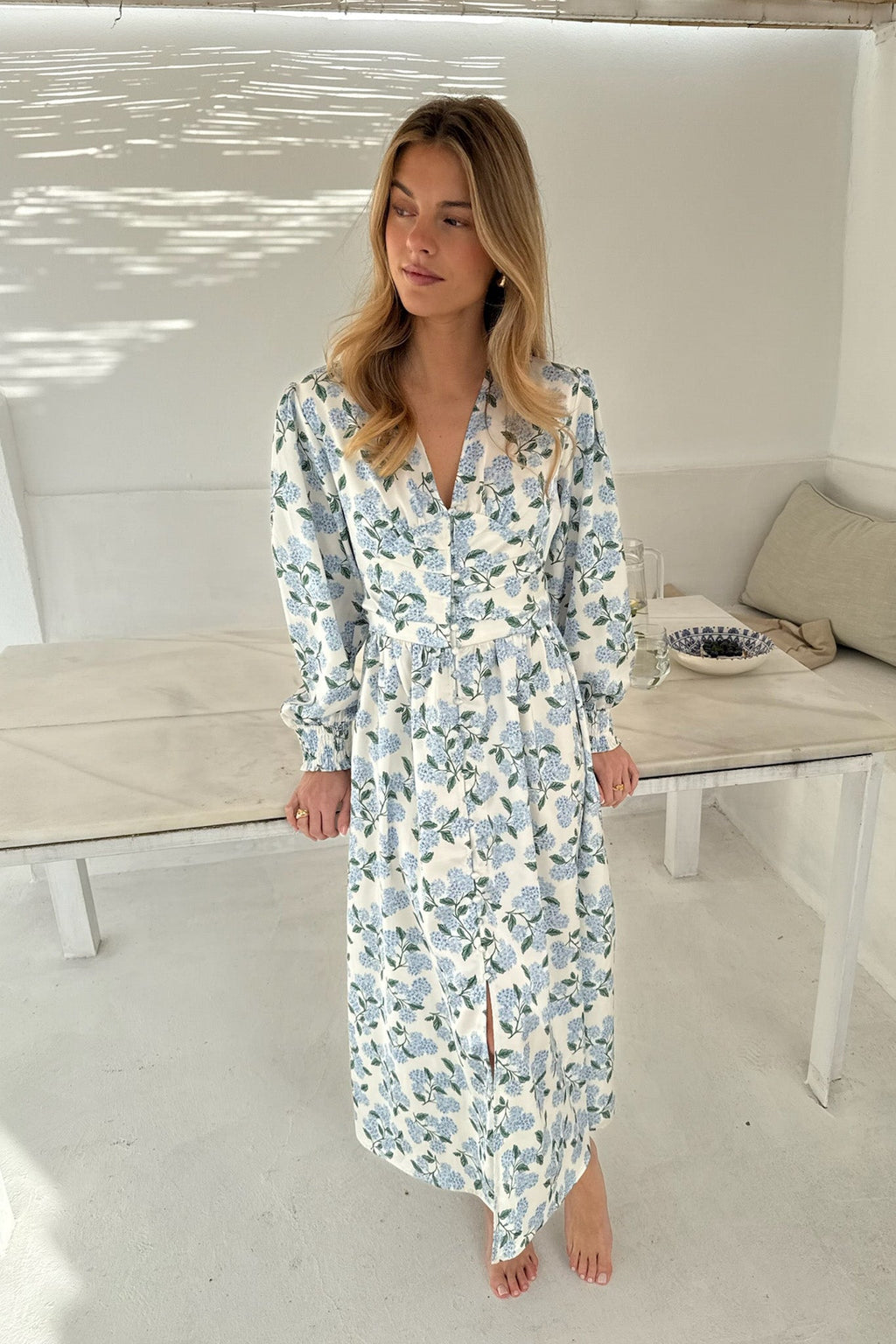 Women's Hydrangea Print Midi Dress – Button-Front Long Sleeve Summer Dress