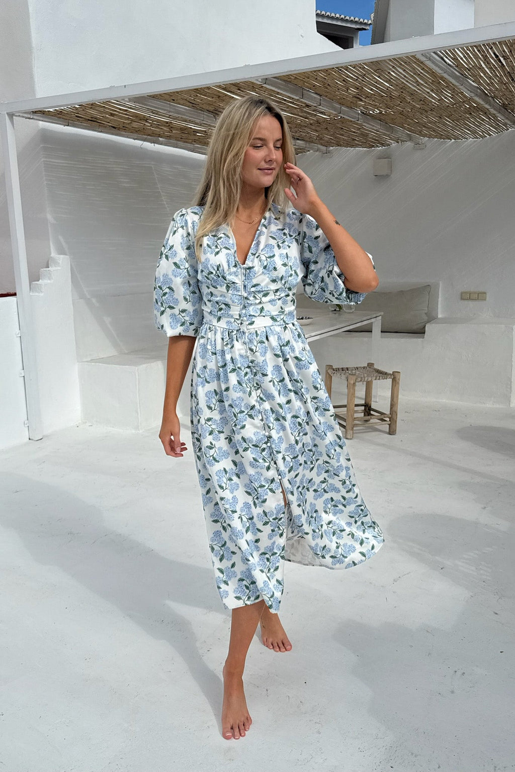 Women's Hydrangea Print Midi Dress – Button-Front Long Sleeve Summer Dress