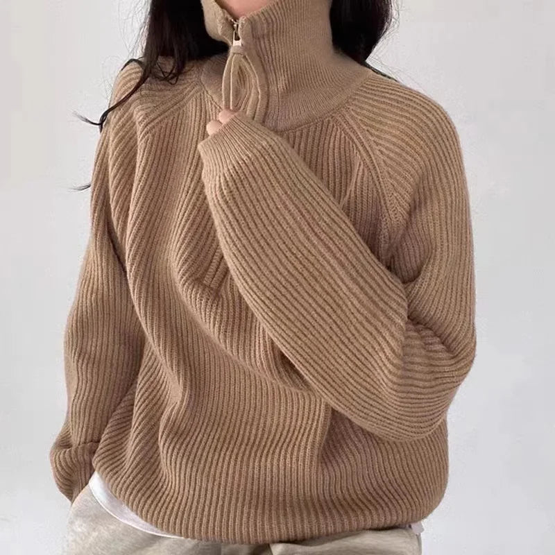 Quarter-Zip Polo Sweater - Sporty and Comfortable