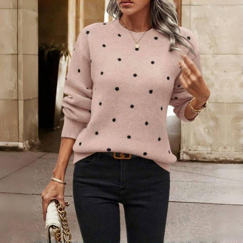 Knitted sweater with dots