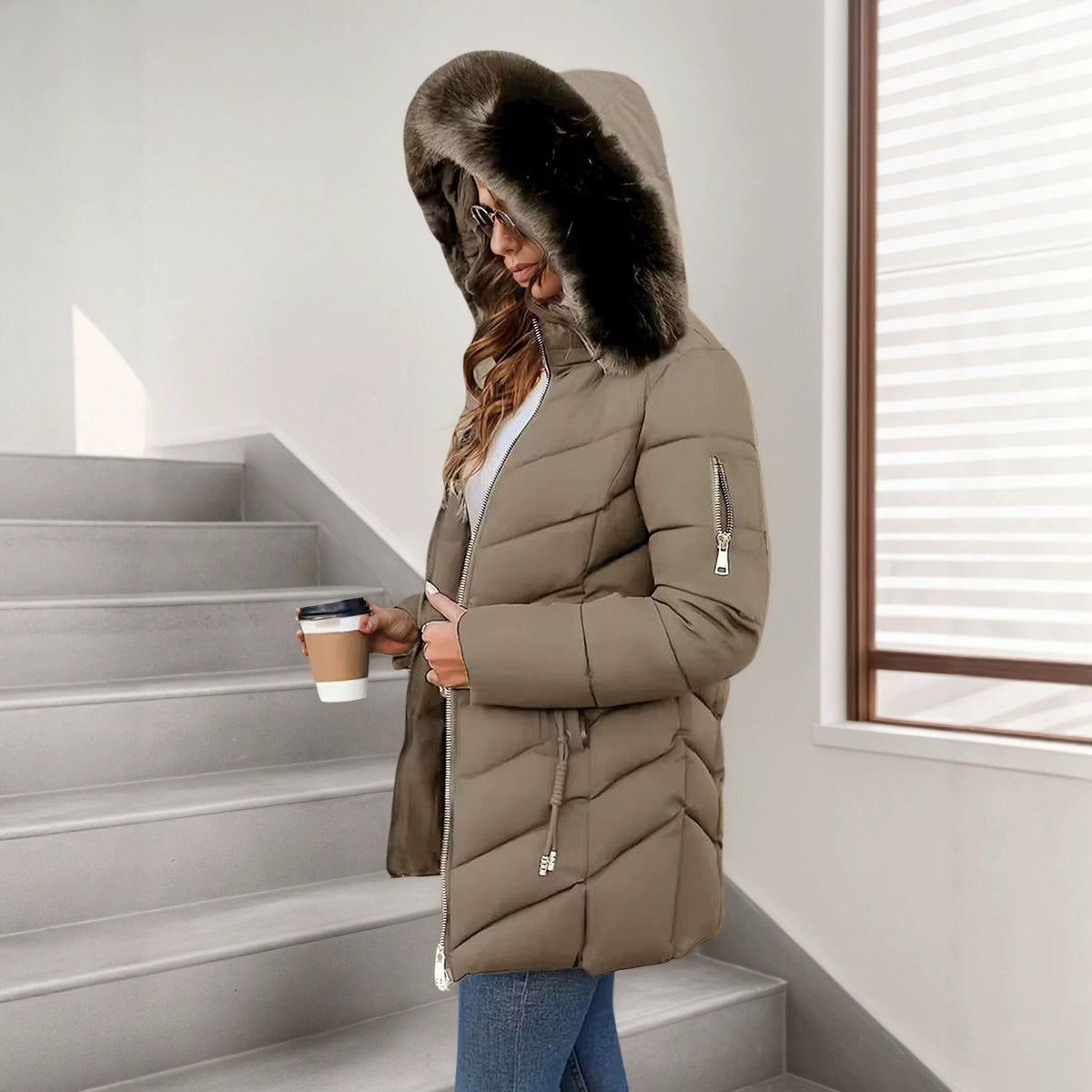 Slim-Fit Hooded Down Jacket - Warm and Versatile