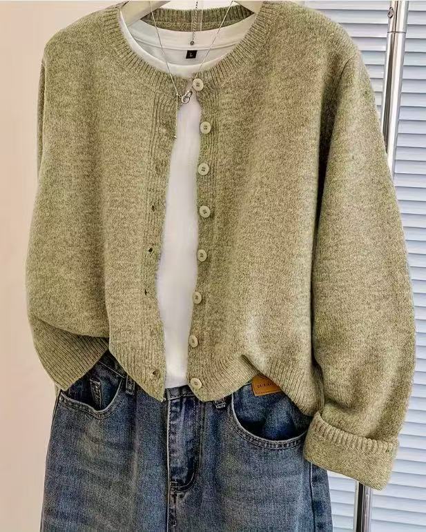 Short Round-Neck Knit Cardigan - Soft and Easy