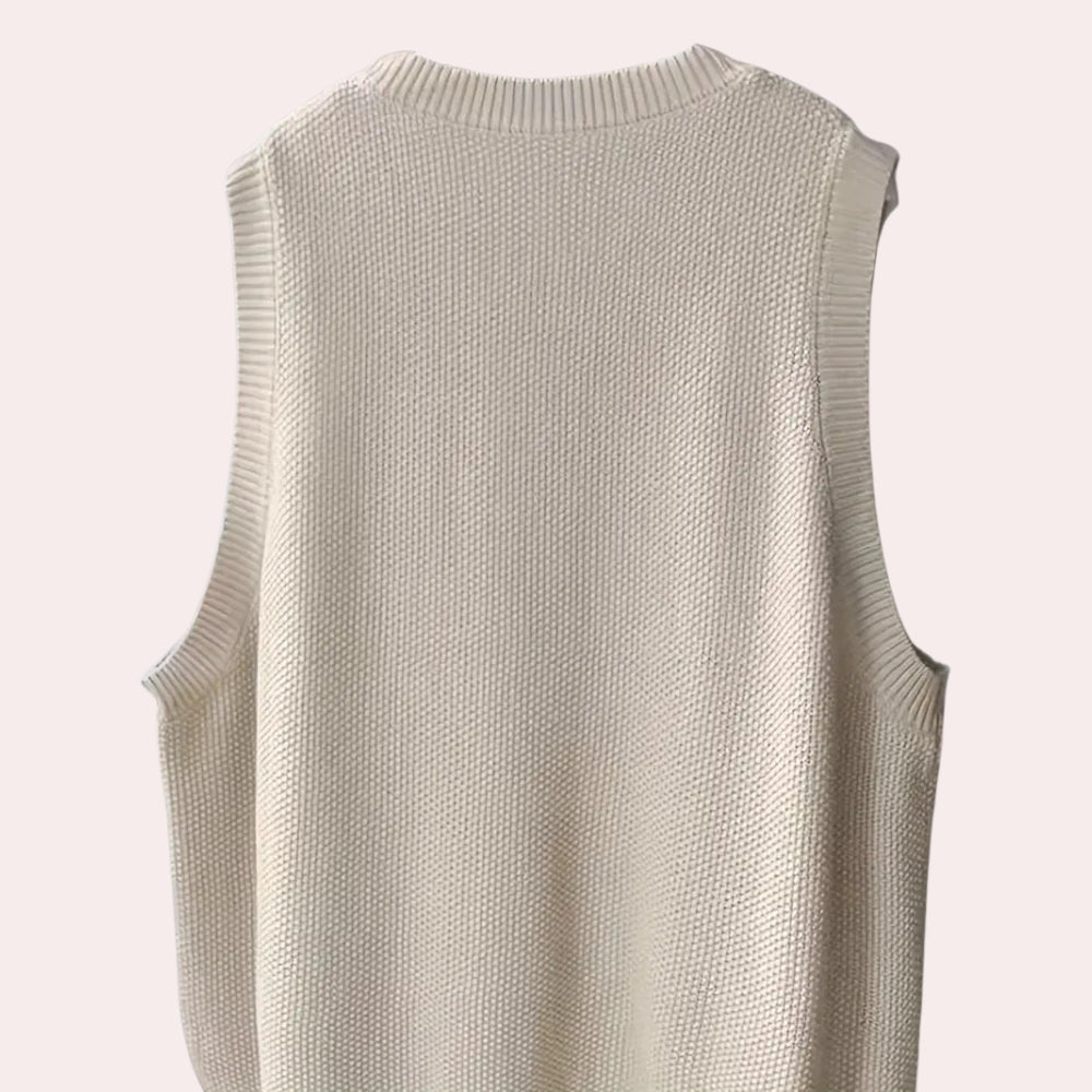 Sleeveless Round-Neck Sweater - Simple and Versatile