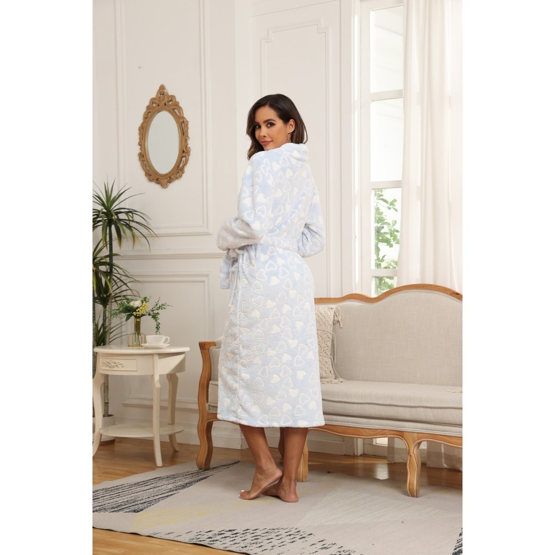 Women’s Blue Heart-Print Fleece Bathrobe – Soft Lightweight Plush Bathrobe