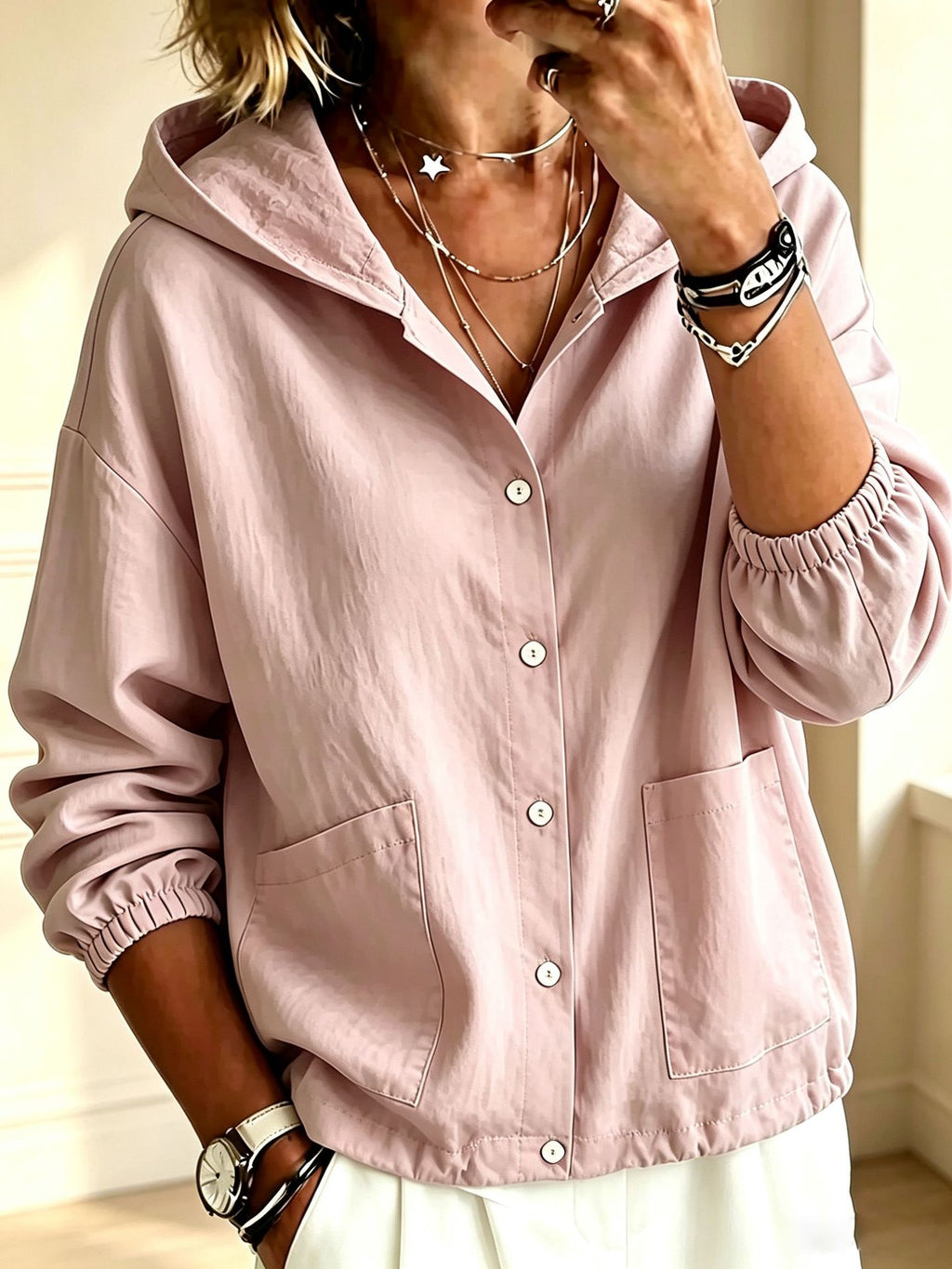 Women's hooded button-front jacket with a loose fit – A relaxed comfortable style