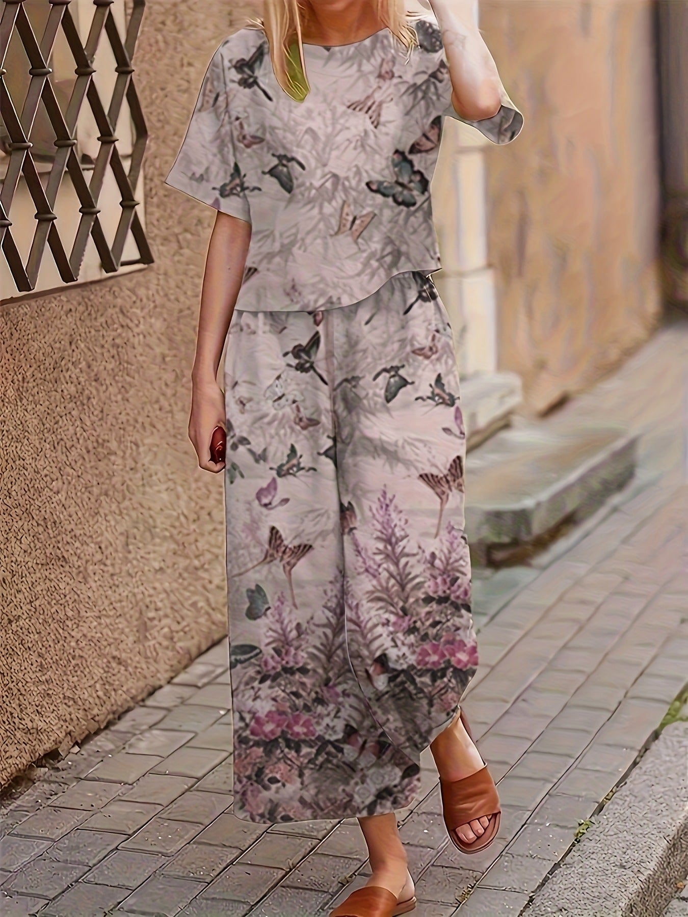 Women’s Casual Short-Sleeve T-Shirt and Pants Set – Fashionable Everyday Outfit