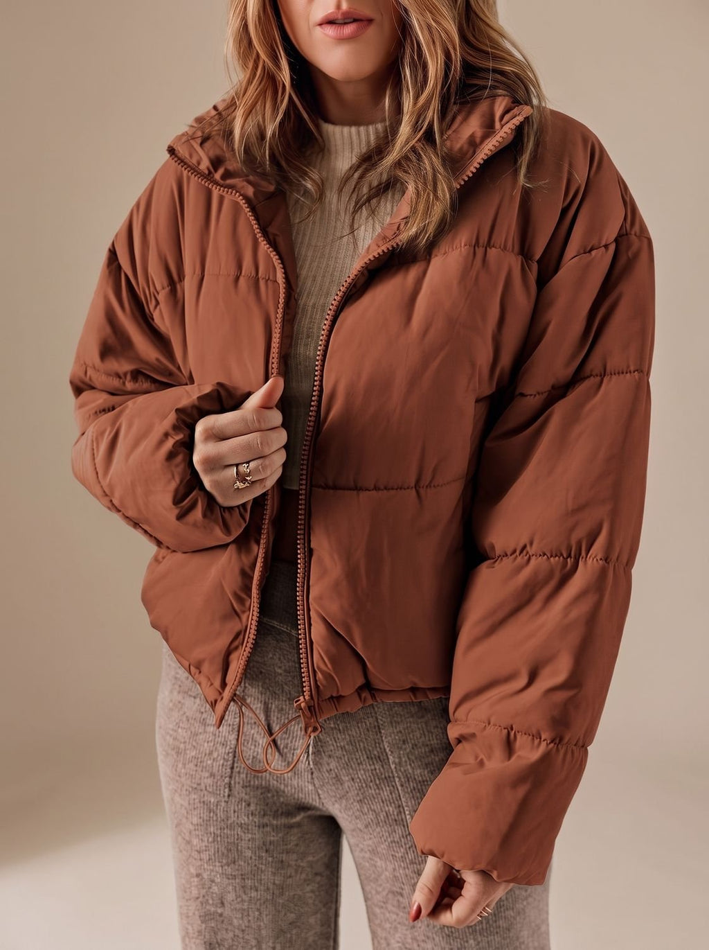 Women’s Cropped Oversized Puffer Jacket - Warm and Modern