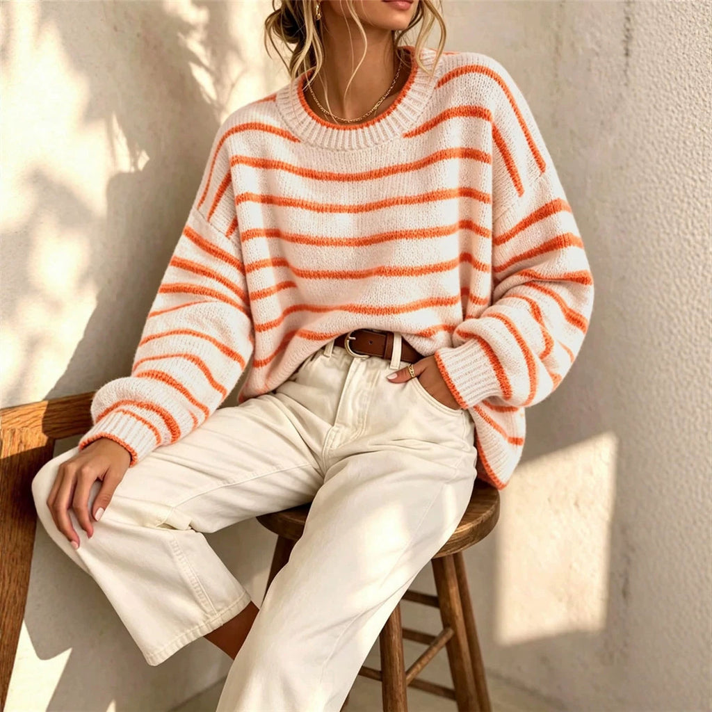 Round-Neck Knit Pullover Sweater - Casual and Comfortable