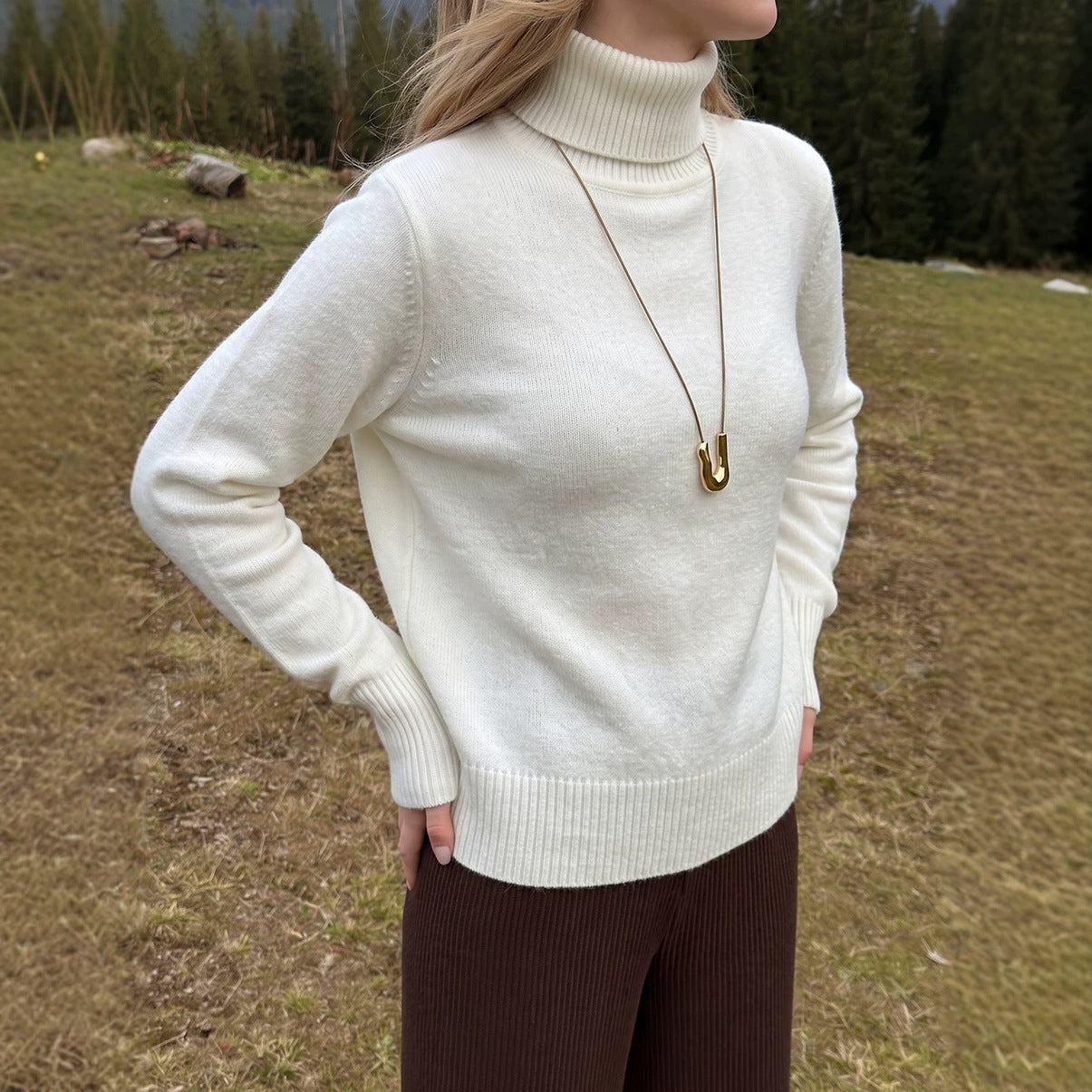 Women’s Solid Color Loose-Fit Knit Sweater – Cozy Casual Everyday Style