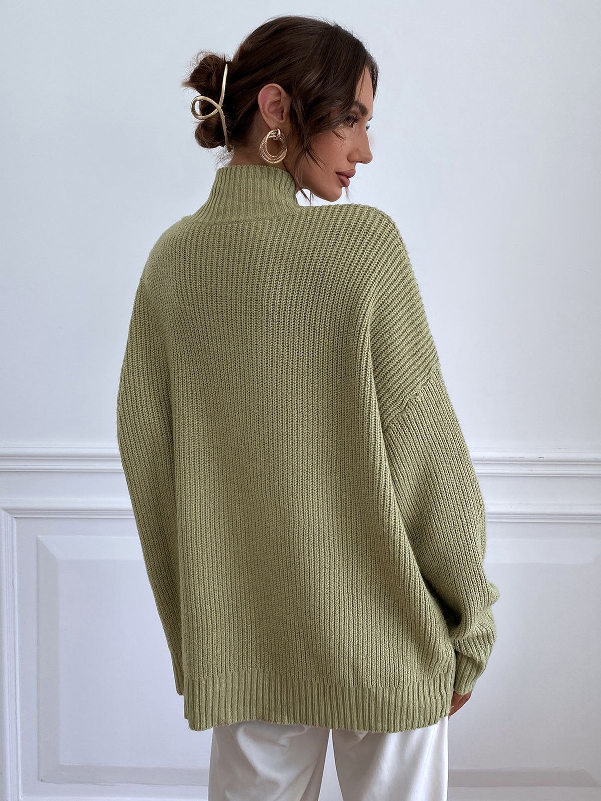 Women’s Loose Turtleneck Sweater – Minimal Warm Knit Top