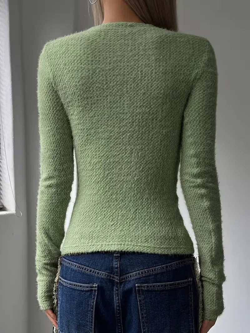 Long-Sleeve Everyday Top - Simple and Versatile