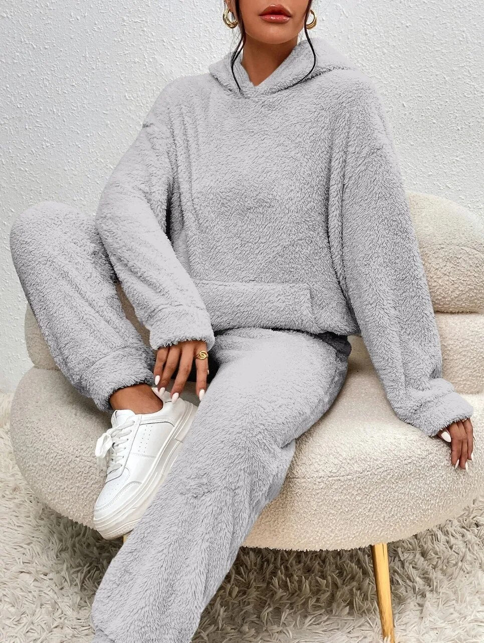 Women’s Cozy Hooded Lounge Set – Soft Pullover & Relaxed Joggers