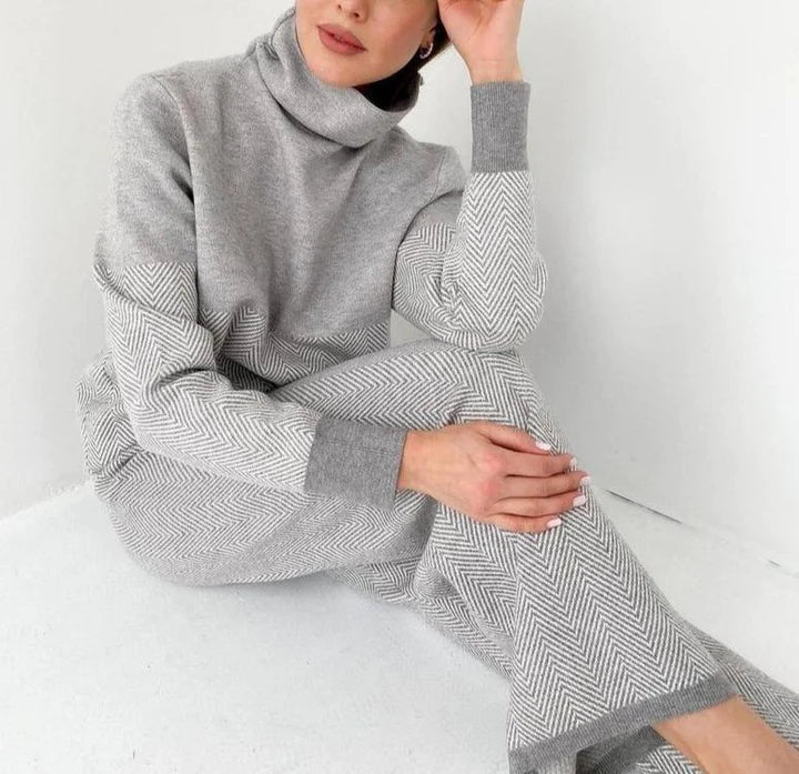 Women’s Two-Piece Winter Loungewear Set – Cozy and Stylish Home Outfit