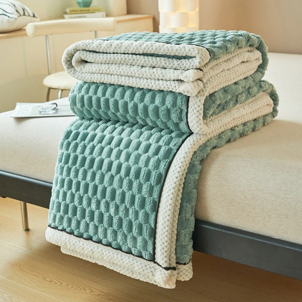 Ultimate Soft Sherpa Fleece Blanket for Pure Relaxation