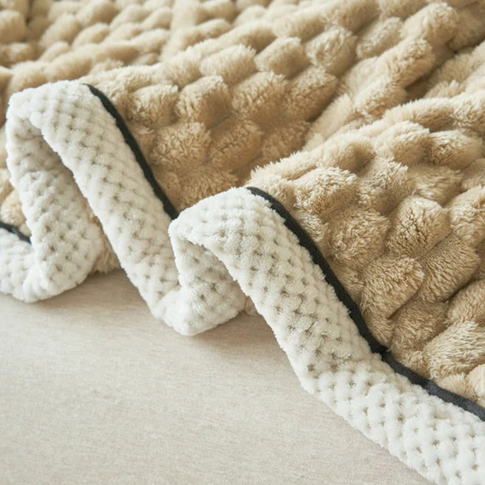 Ultimate Soft Sherpa Fleece Blanket for Pure Relaxation