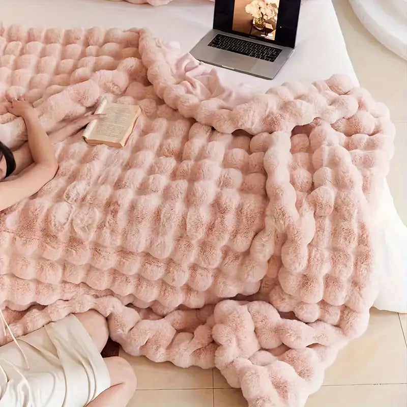 Ultrazachte plaid van imitatiebont voor ultiem comfort.