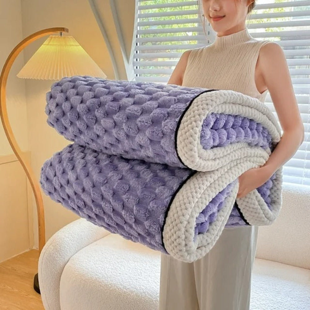 Ultimate Soft Sherpa Fleece Blanket for Pure Relaxation