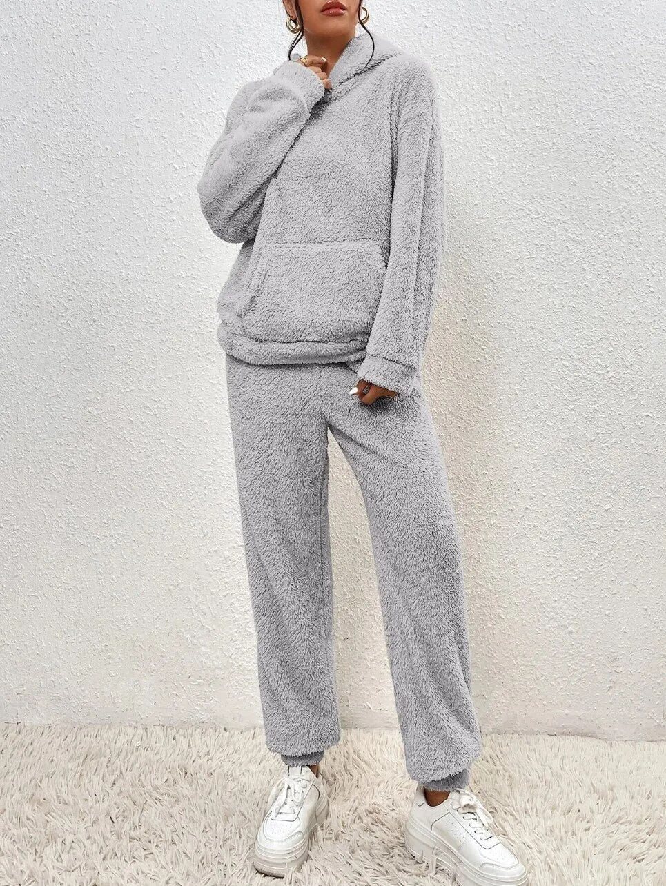 Women’s Cozy Hooded Lounge Set – Soft Pullover & Relaxed Joggers