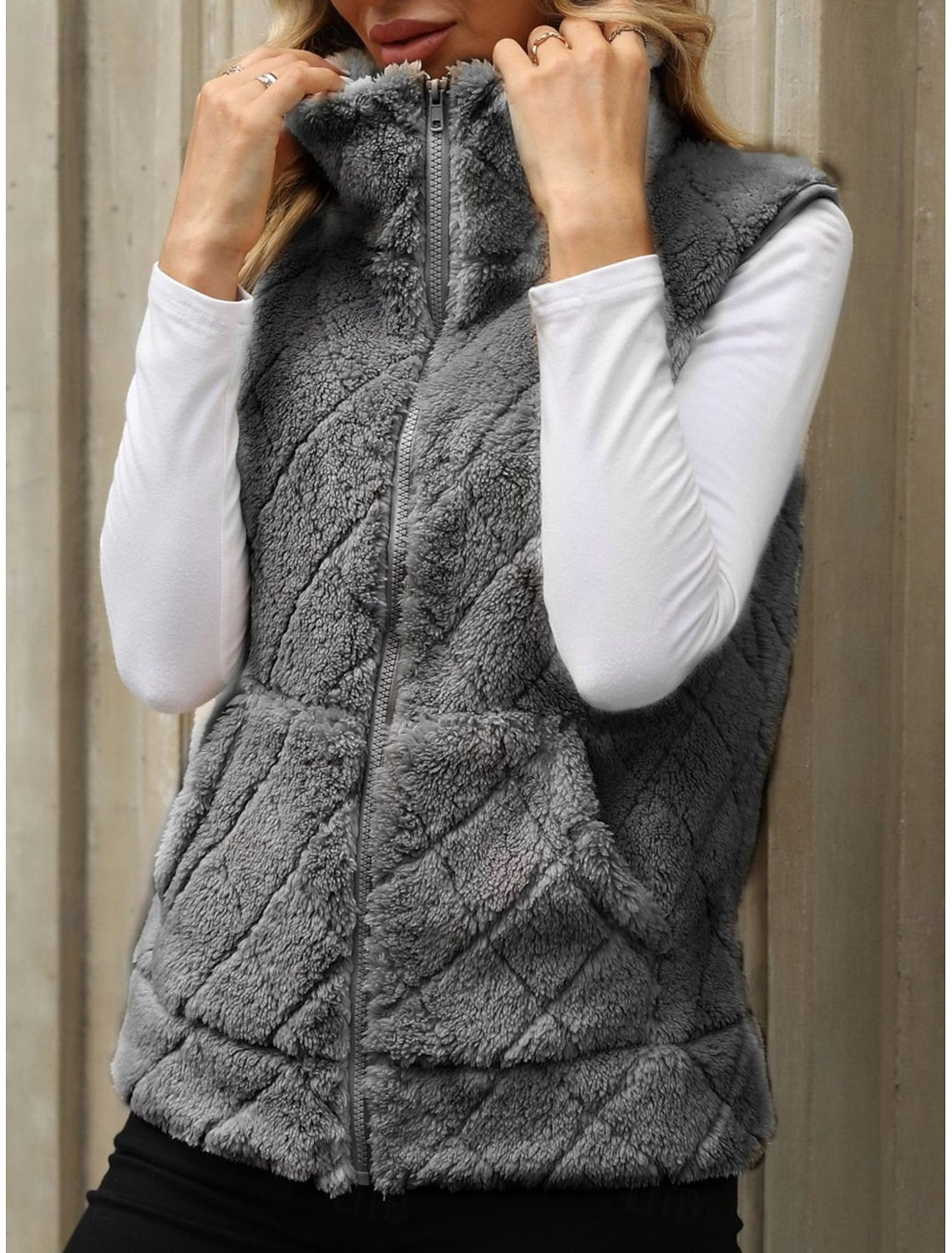 Zip-Up Sleeveless Gilet - Warm and Casual