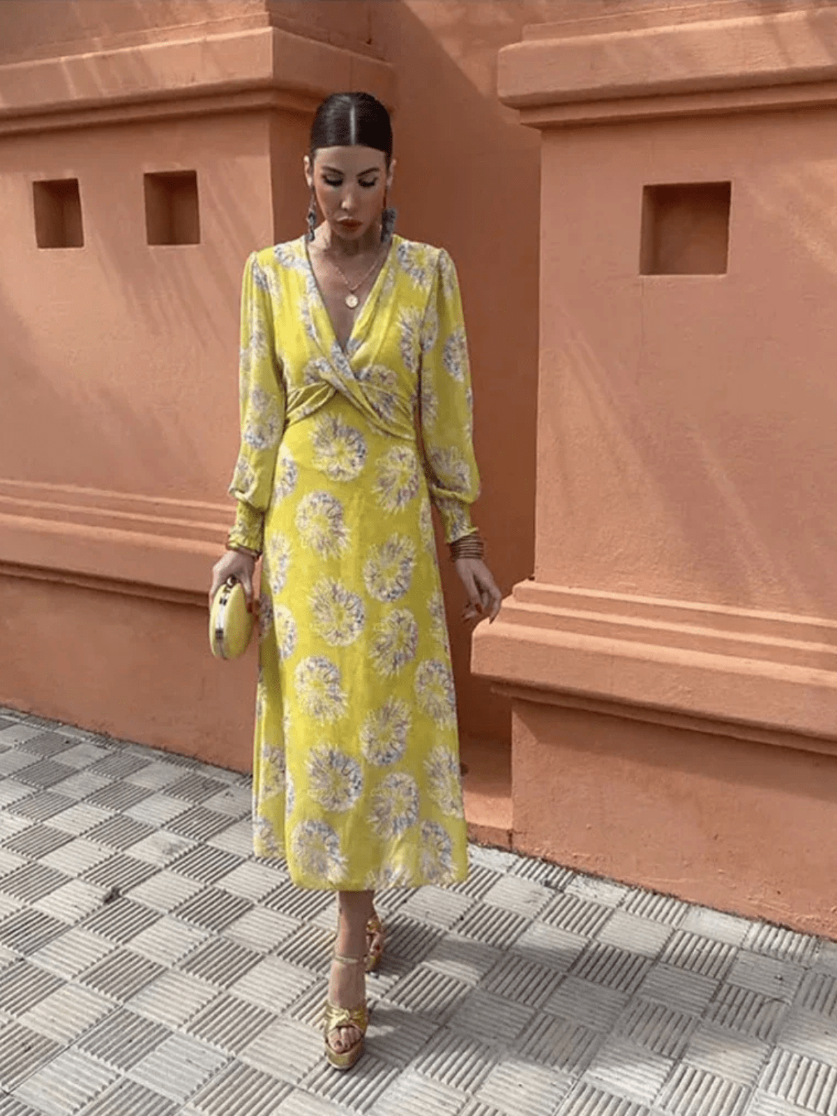 Women's Lace Wedding Guest Dress – Floral Occasion Dress with Elegant Detail