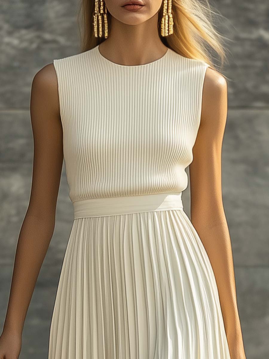 Women's Sleeveless Pleated Chiffon Maxi Dress - Elegant Occasion Daywear
