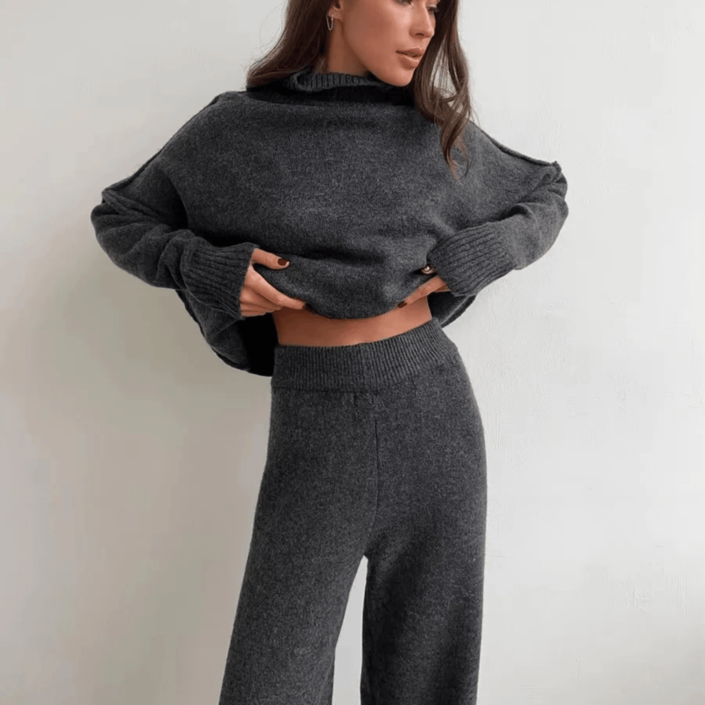 Women's Loungewear Set - Comfortable Turtleneck & Wide-leg Pants - Winter