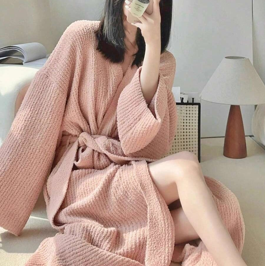 Women's Plush Bathrobe - Cozy Soft Lounge Robe